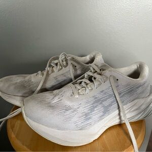 ASICS novablast 3 White Sneakers